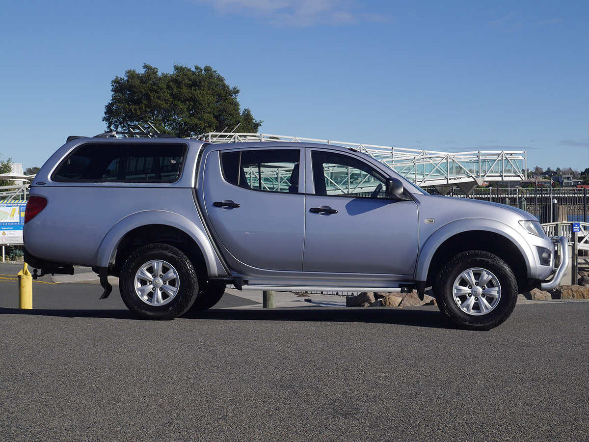 2011 Mitsubishi Triton GLX 4WD 2.5L Diesel Manual