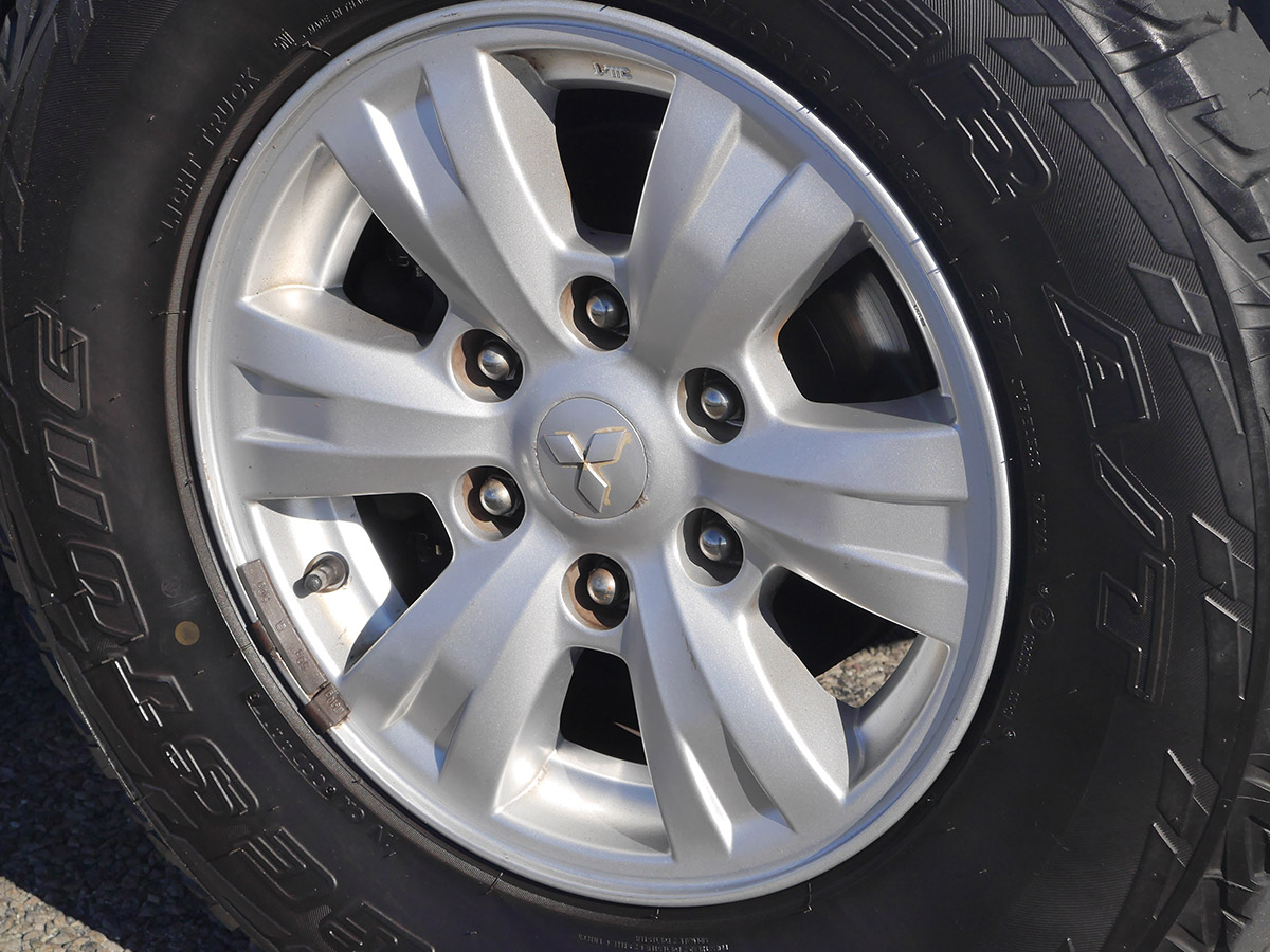 2011 Mitsubishi Triton GLX 4WD 2.5L Diesel Manual