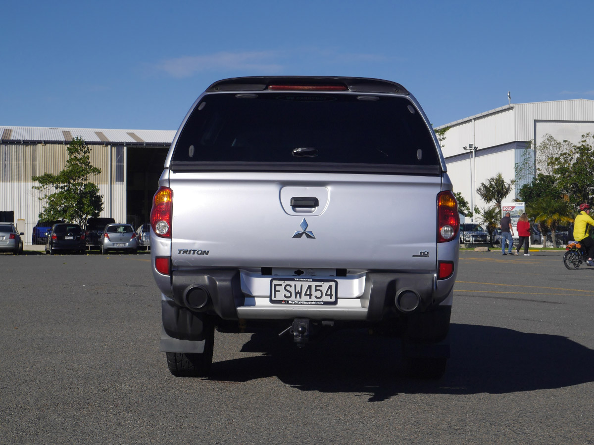 2011 Mitsubishi Triton GLX 4WD 2.5L Diesel Manual