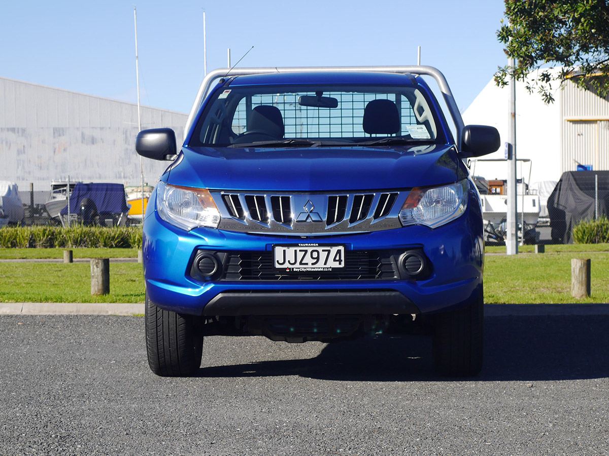 2015 Mitsubishi Triton GLX 2WD Single Cab 2.4L Diesel 6 Speed Manual