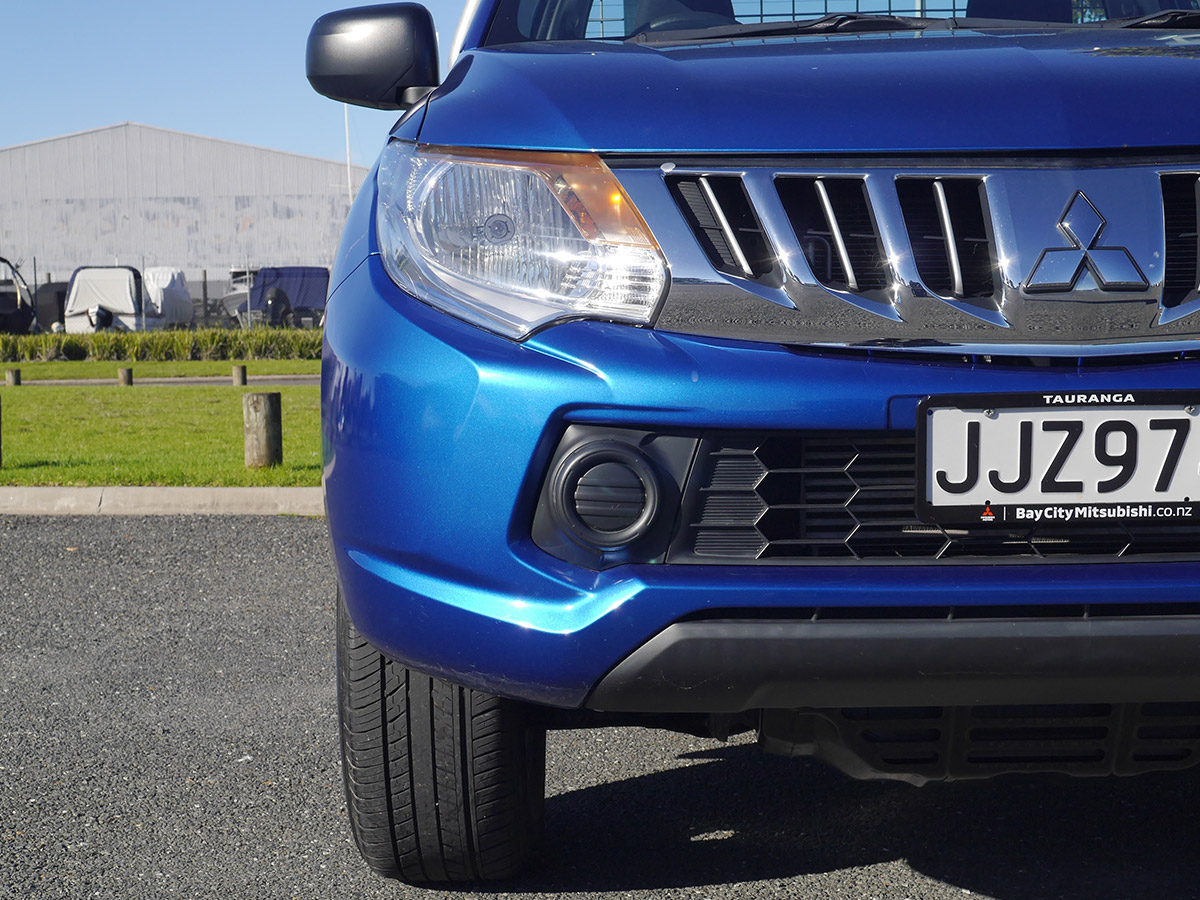 2015 Mitsubishi Triton GLX 2WD Single Cab 2.4L Diesel 6 Speed Manual