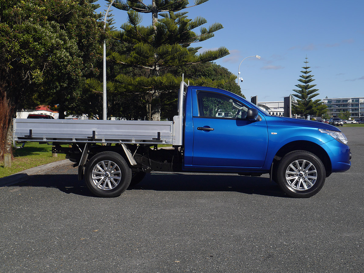2015 Mitsubishi Triton GLX 2WD Single Cab 2.4L Diesel 6 Speed Manual