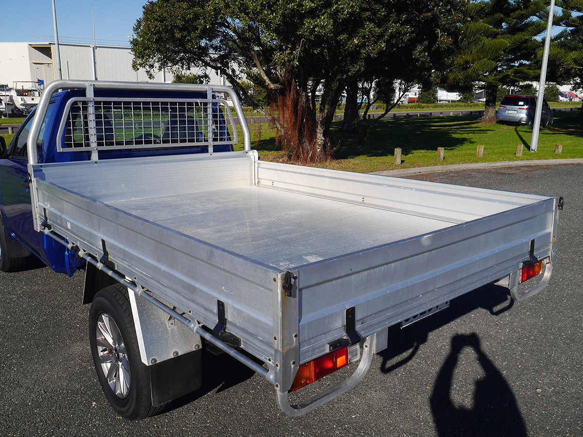 2015 Mitsubishi Triton GLX 2WD Single Cab 2.4L Diesel 6 Speed Manual