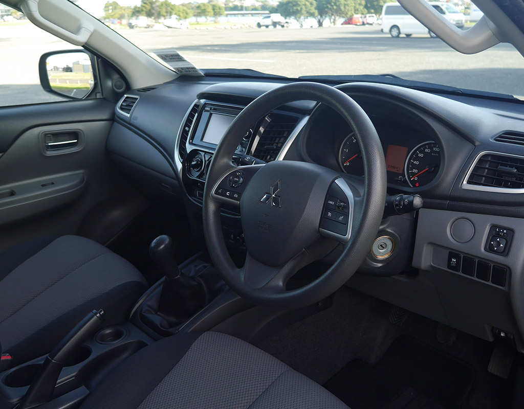 2017 Mitsubishi Triton GLXR 2.4L 2WD Diesel Turbo 6 Speed Manual