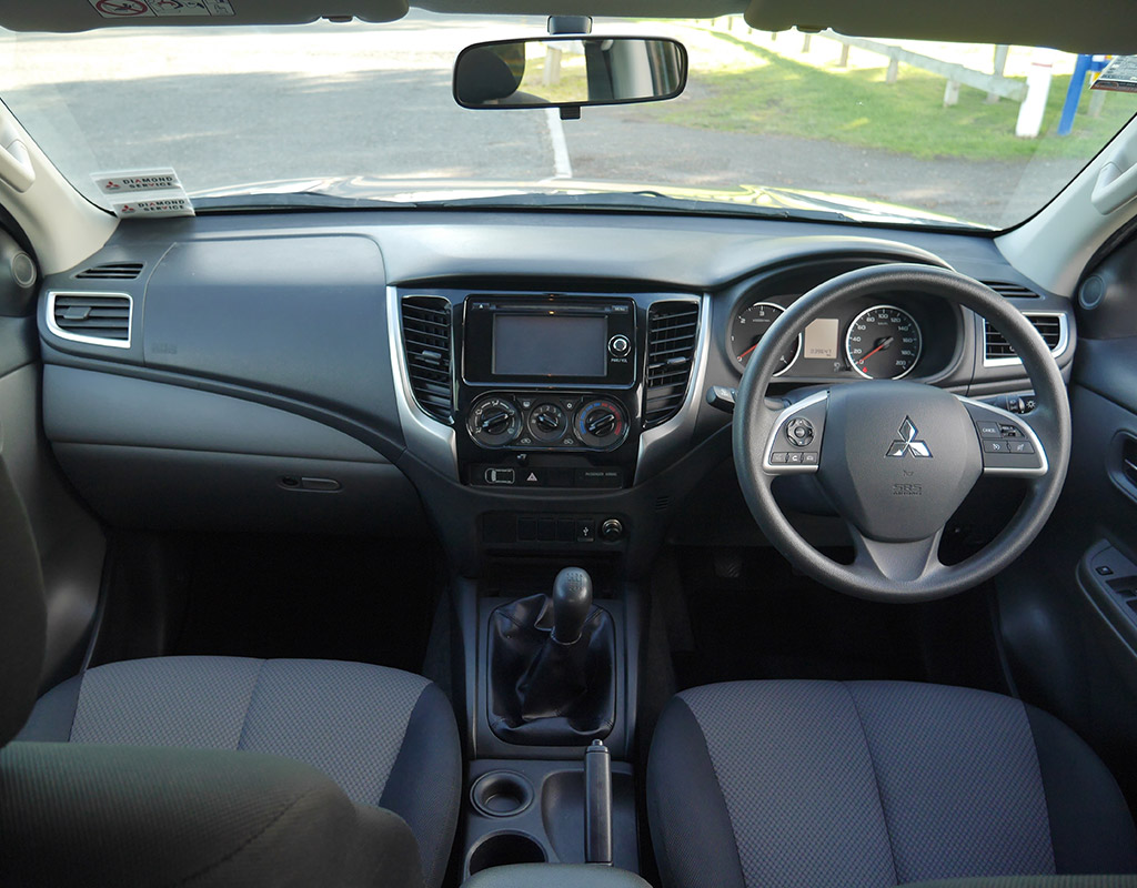 2017 Mitsubishi Triton GLXR 2.4L 2WD Diesel Turbo 6 Speed Manual