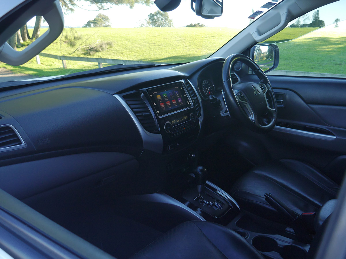 2017 Mitsubishi Triton VRX 2.4L Diesel 2WD Automatic