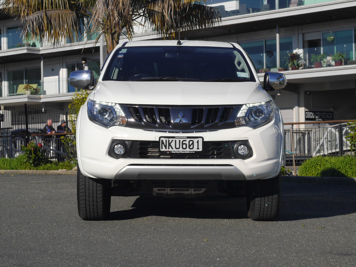 2017 Mitsubishi Triton VRX 2.4L Diesel 2WD Automatic