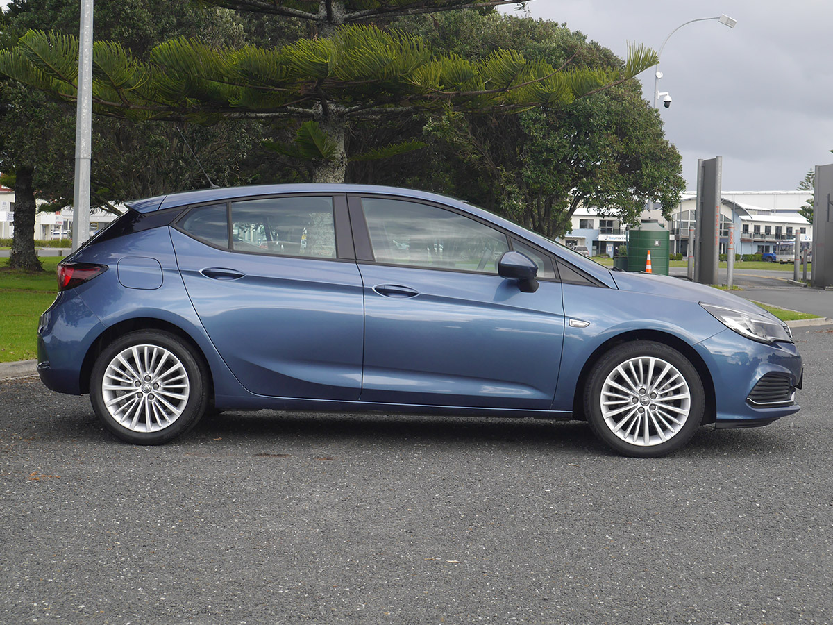 2018 Holden Astra R 1.4L Petrol 6 Speed Automatic