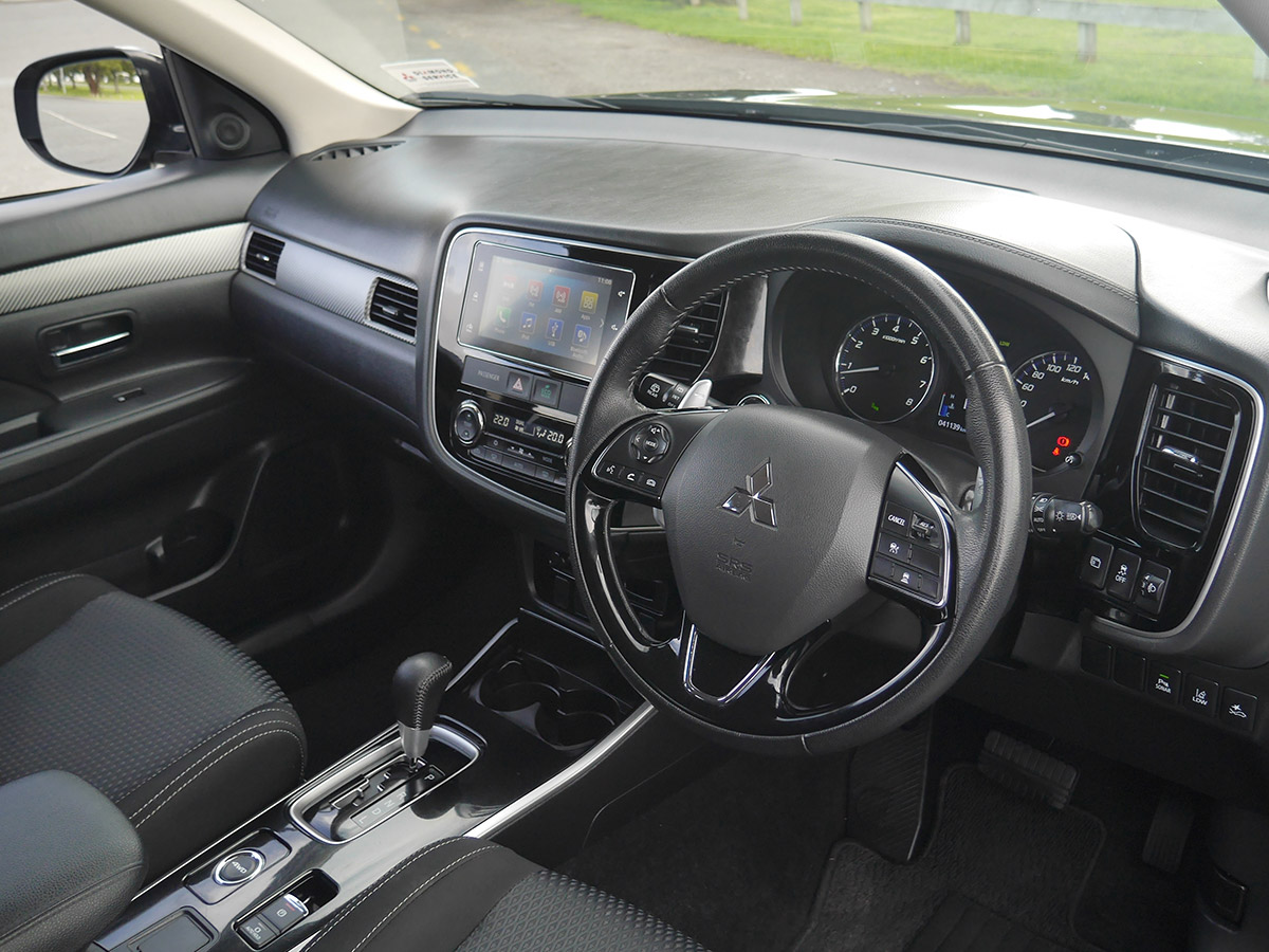 2018 Mitsubishi Outlander XLS 4WD 7 Seater 2.4L Petrol Automatic