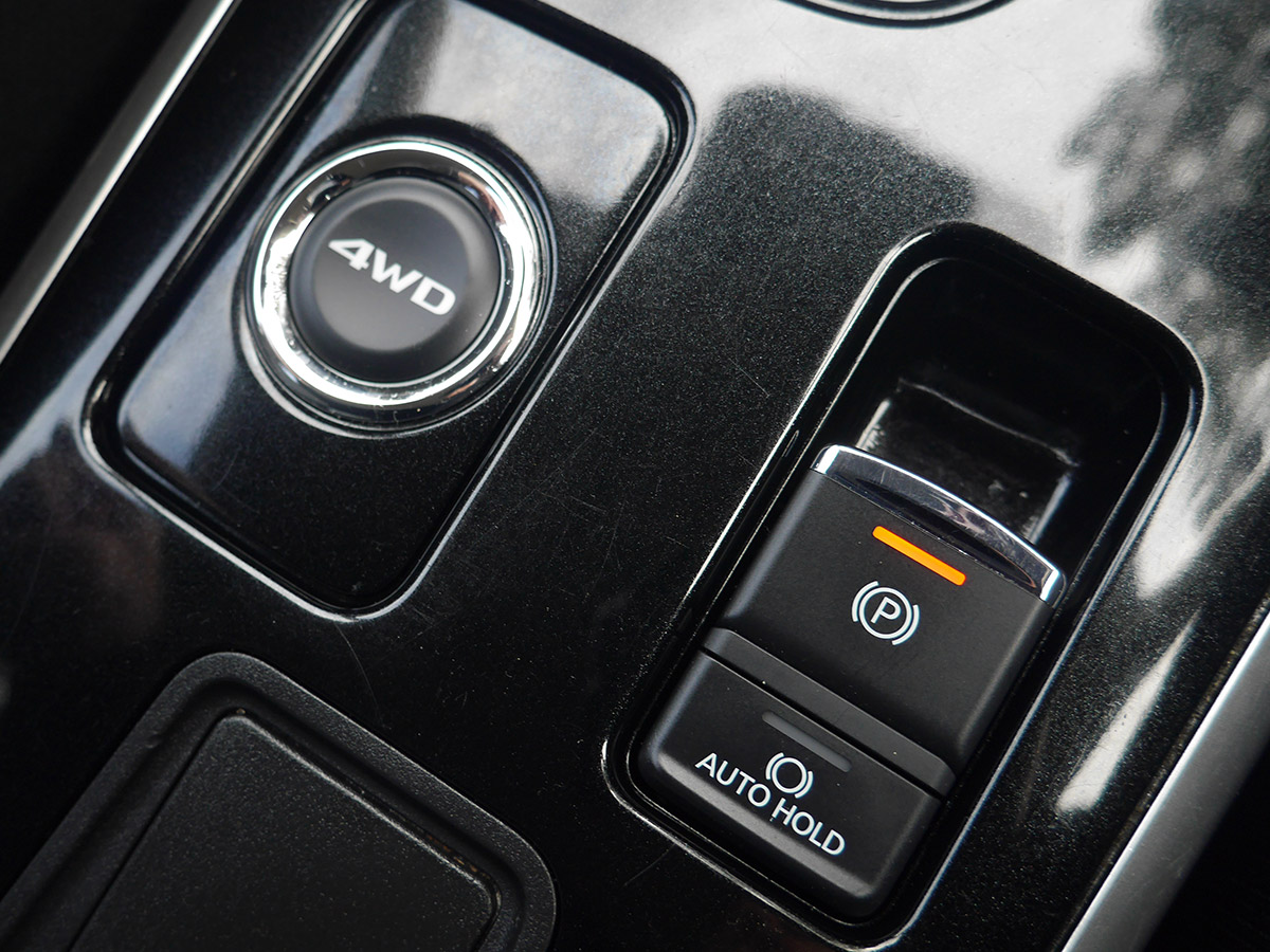 2018 Mitsubishi Outlander XLS 4WD 7 Seater 2.4L Petrol Automatic