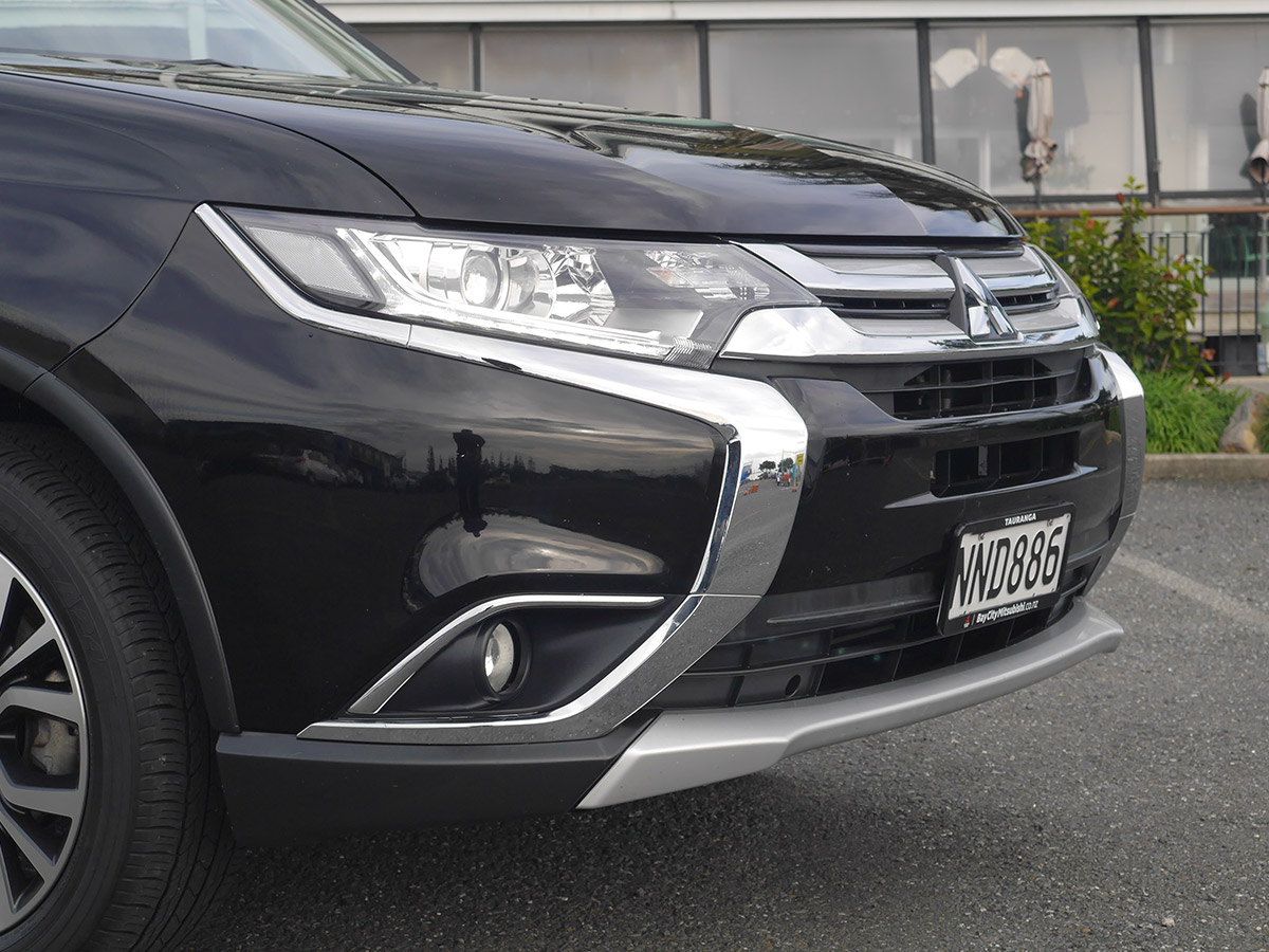 2018 Mitsubishi Outlander XLS 4WD 7 Seater 2.4L Petrol Automatic