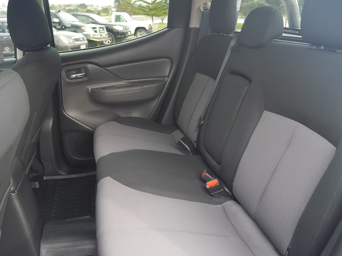 2017 Mitsubishi Triton GLXR 2.4L 2WD Diesel Turbo 6 Speed Manual