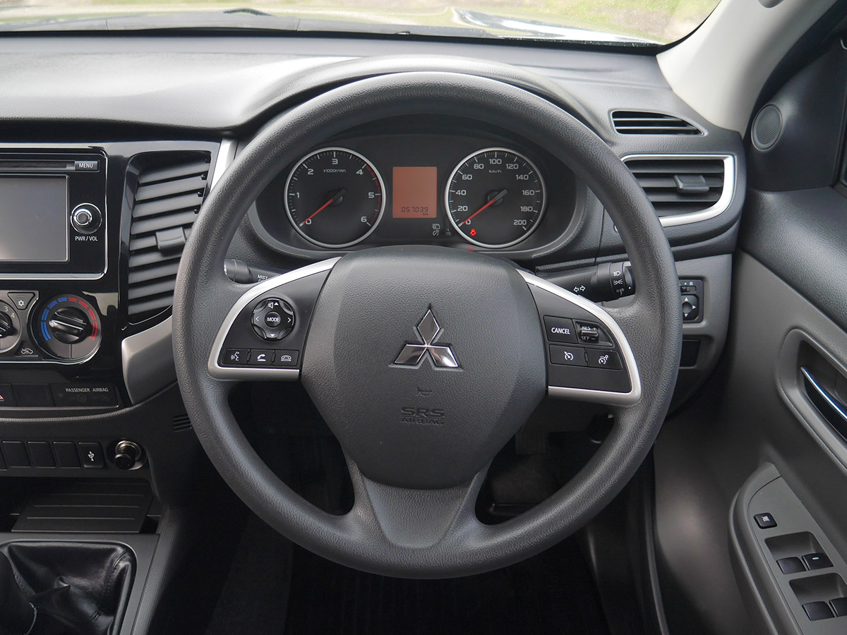 2017 Mitsubishi Triton GLXR 2.4L 2WD Diesel Turbo 6 Speed Manual