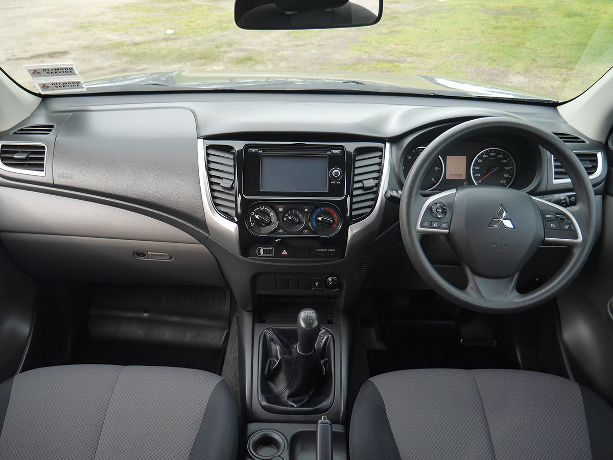 2017 Mitsubishi Triton GLXR 2.4L 2WD Diesel Turbo 6 Speed Manual