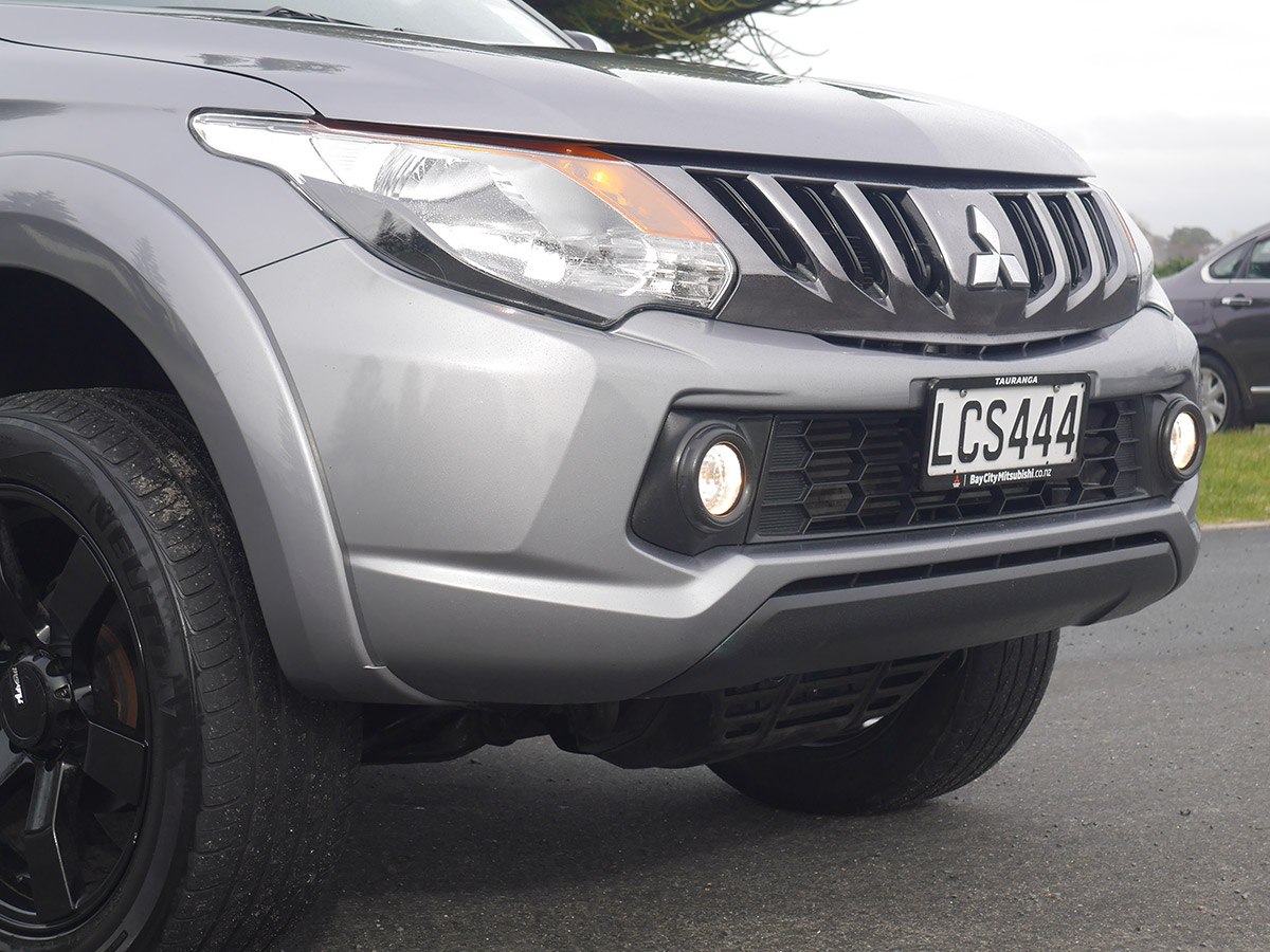 2017 Mitsubishi Triton GLXR 2.4L 2WD Diesel Turbo 6 Speed Manual