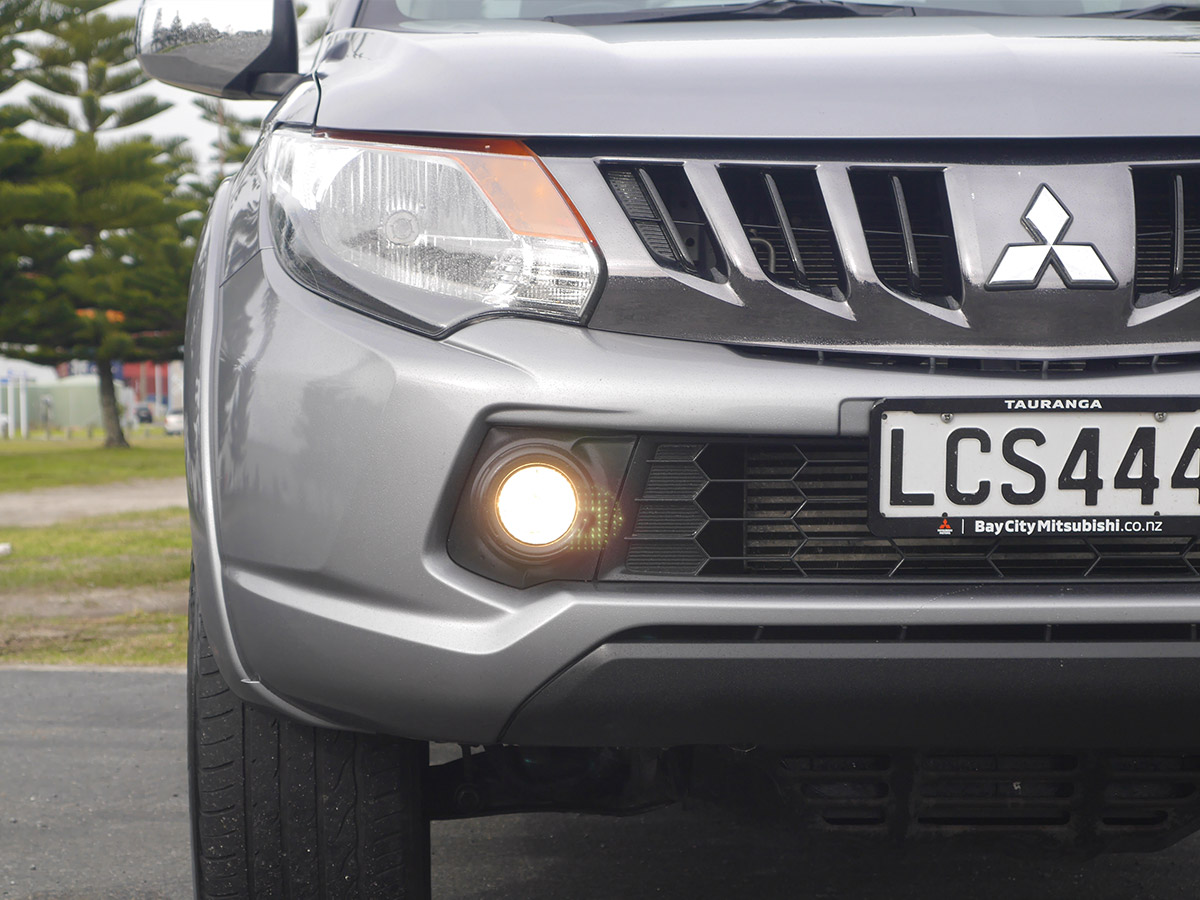 2017 Mitsubishi Triton GLXR 2.4L 2WD Diesel Turbo 6 Speed Manual