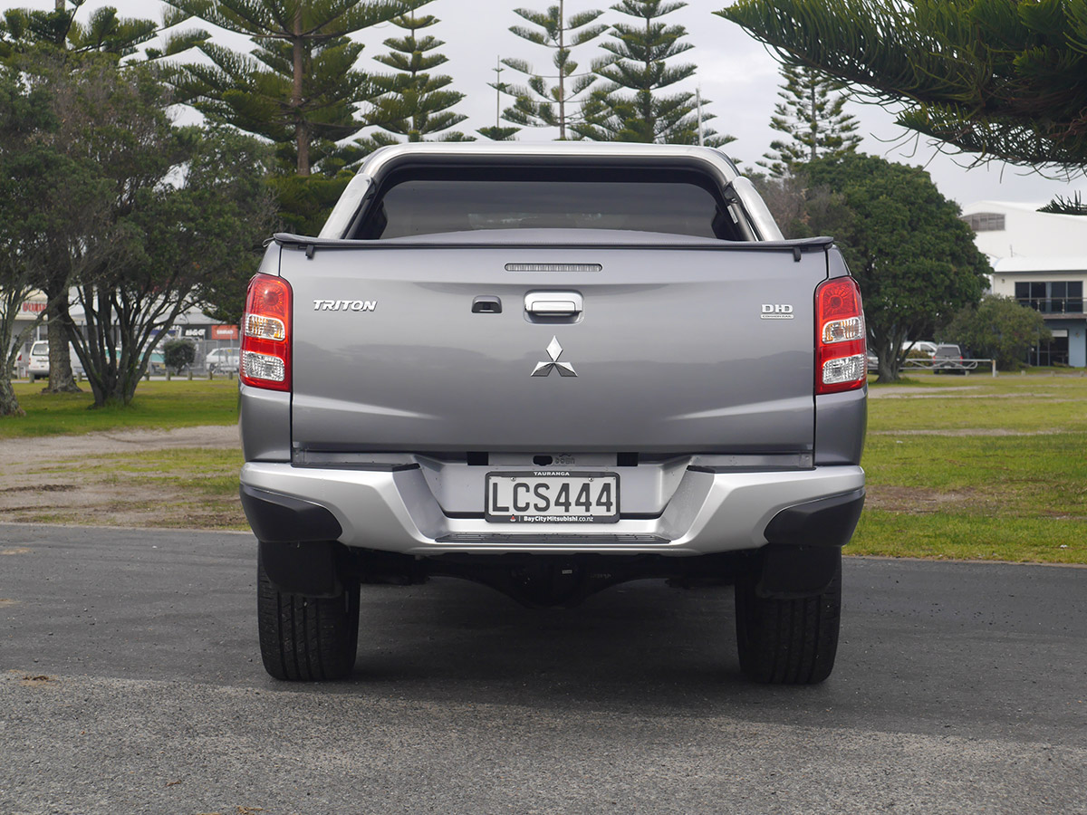 2017 Mitsubishi Triton GLXR 2.4L 2WD Diesel Turbo 6 Speed Manual