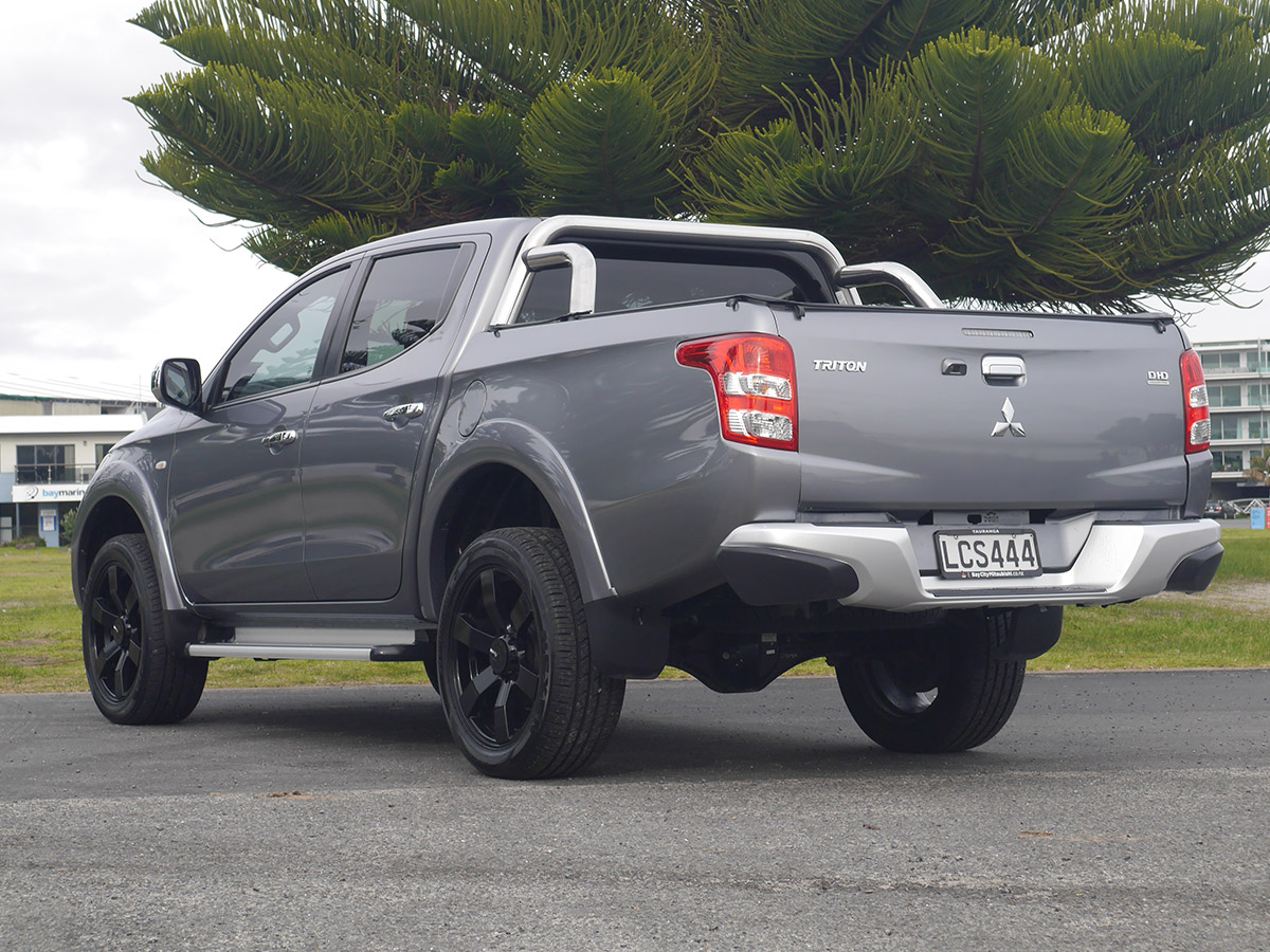 2017 Mitsubishi Triton GLXR 2.4L 2WD Diesel Turbo 6 Speed Manual
