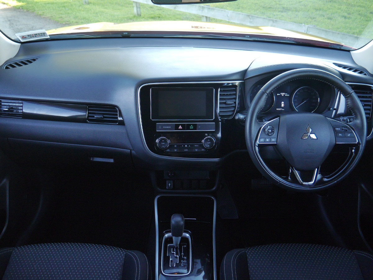 2019 Mitsubishi Outlander LS 7 Seater 2.0L Petrol 2WD