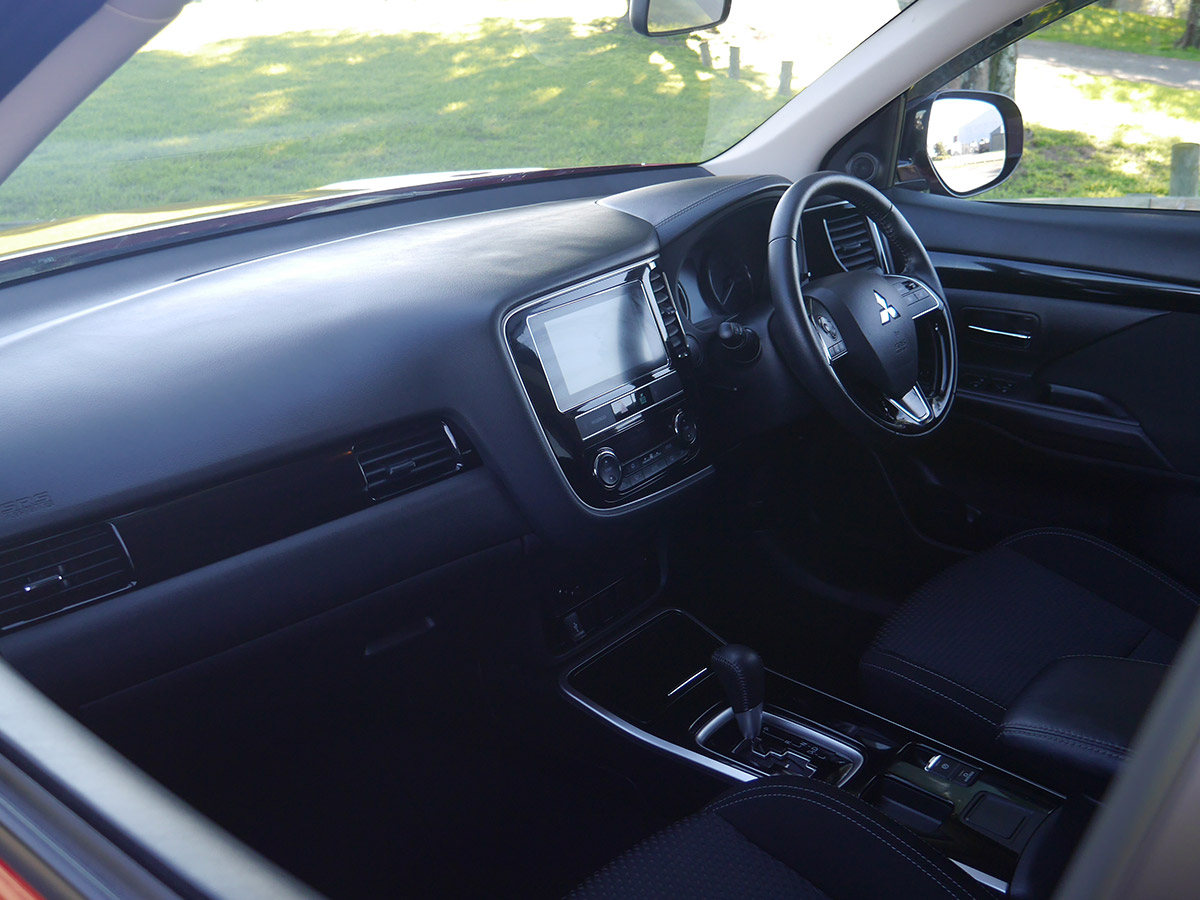 2019 Mitsubishi Outlander LS 7 Seater 2.0L Petrol 2WD