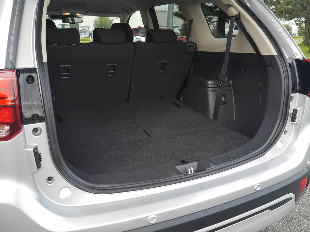 2019 Mitsubishi Outlander XLS 2.0L 2WD 7 Seater Petrol Automatic