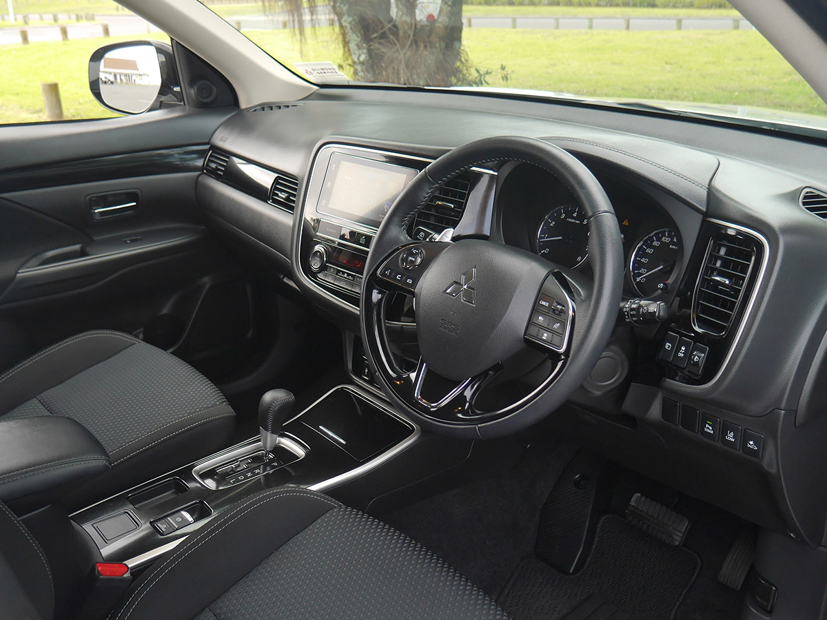2019 Mitsubishi Outlander XLS 2.0L 2WD 7 Seater Petrol Automatic