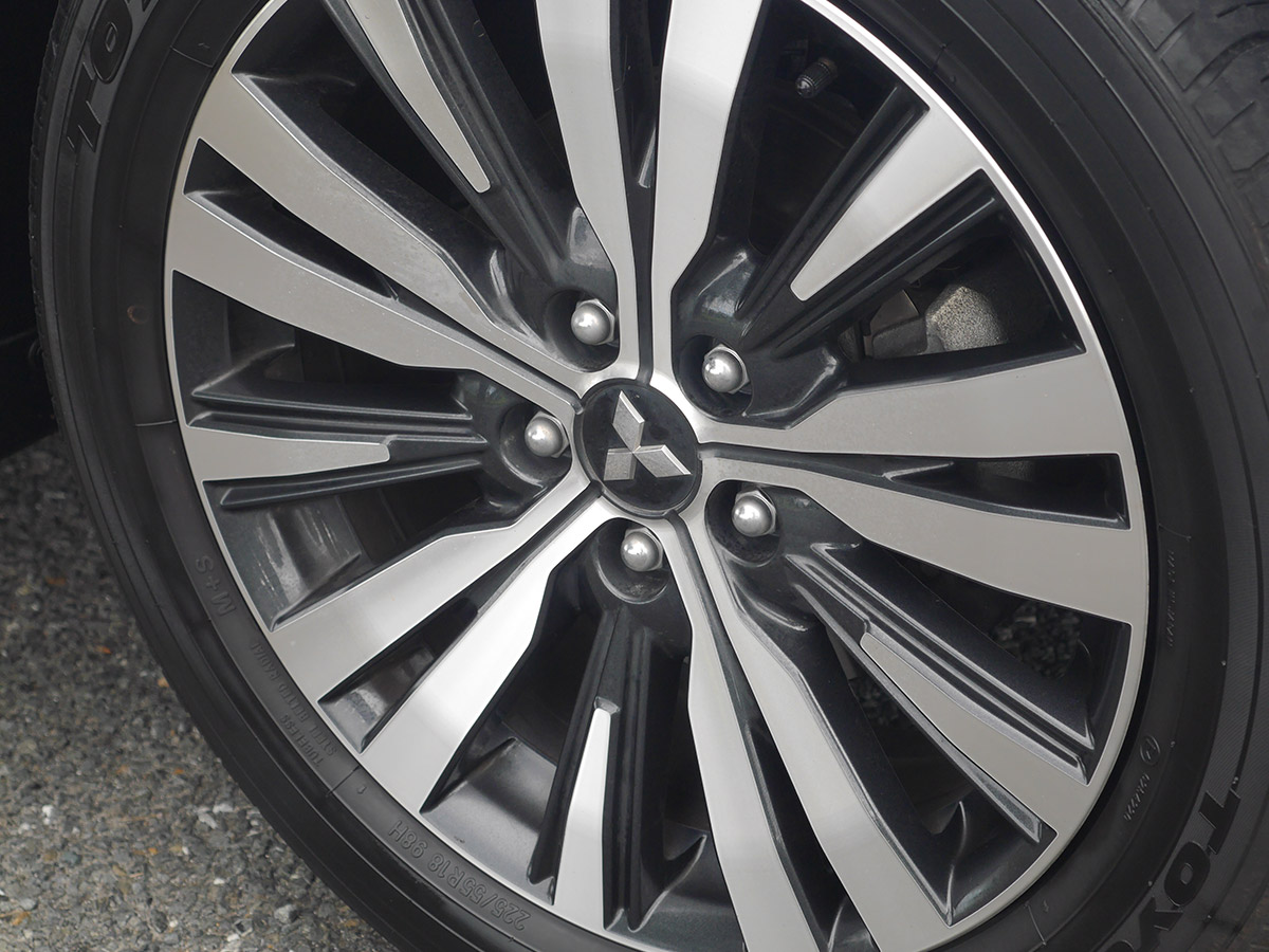 2019 Mitsubishi Outlander XLS 2.0L 2WD 7 Seater Petrol Automatic