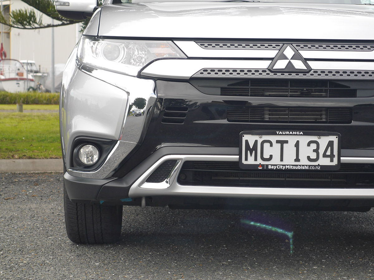 2019 Mitsubishi Outlander XLS 2.0L 2WD 7 Seater Petrol Automatic