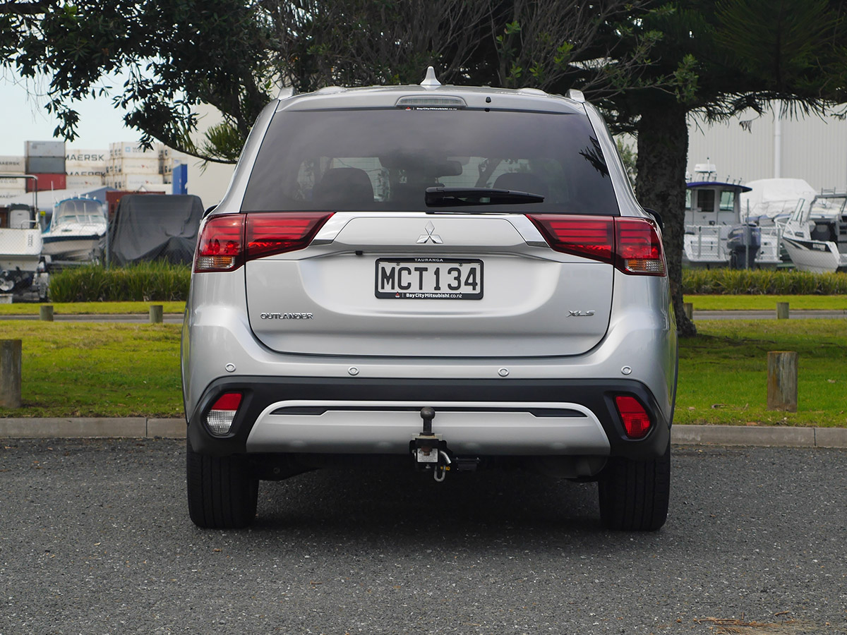 2019 Mitsubishi Outlander XLS 2.0L 2WD 7 Seater Petrol Automatic