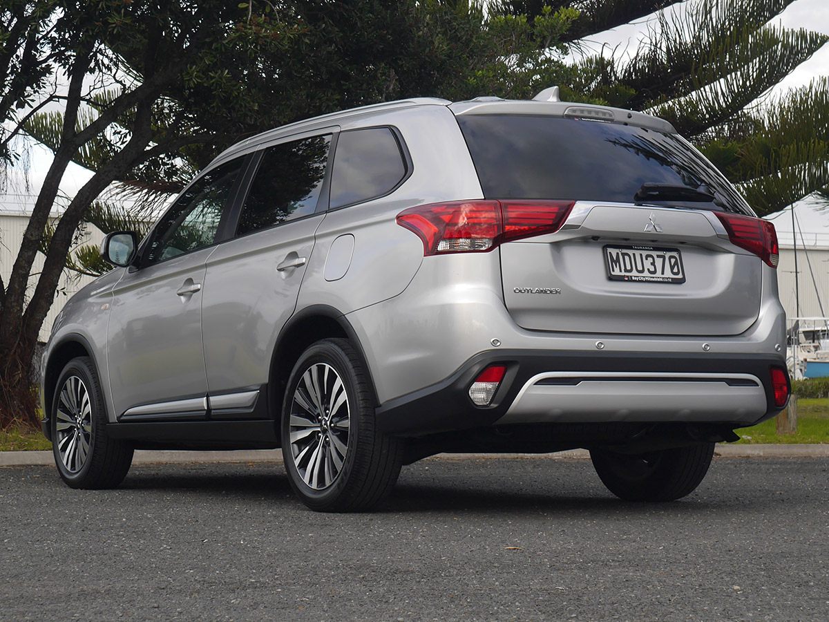 2019 Mitsubishi Outlander LS 2.4 Litre 2WD 7 Seater