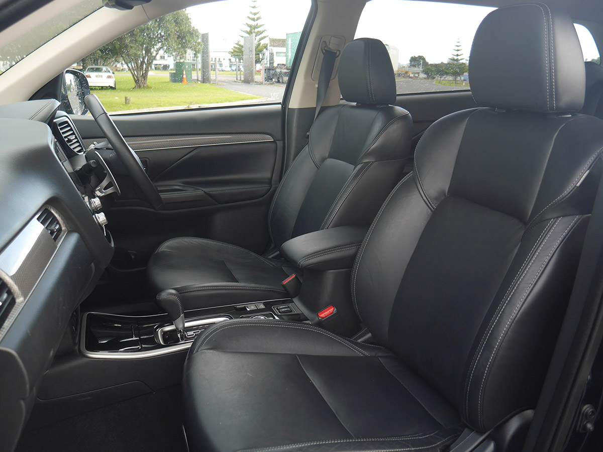 2019 Mitsubishi Outlander VRX 2.4L Petrol 7 Seater 4WD Automatic