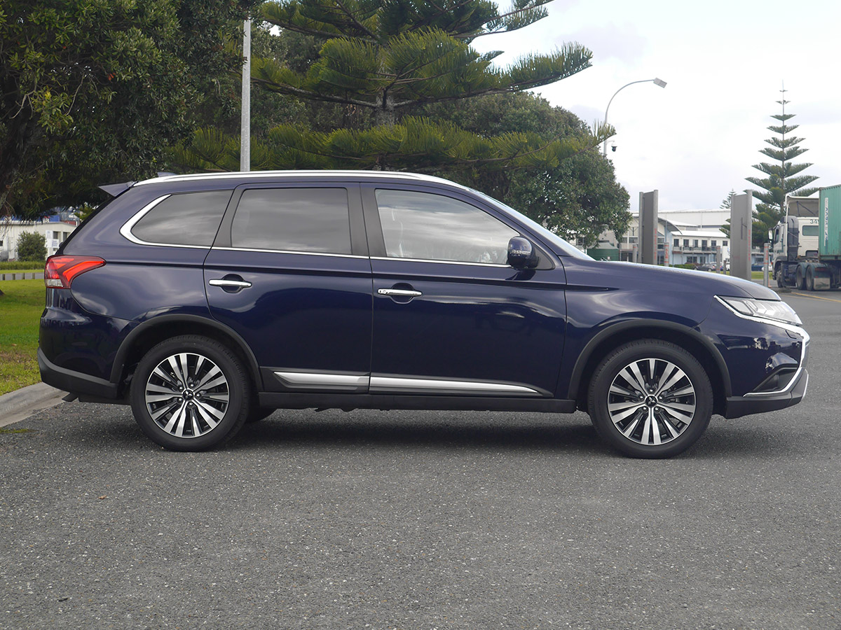 2019 Mitsubishi Outlander VRX 2.4L Petrol 7 Seater 4WD Automatic