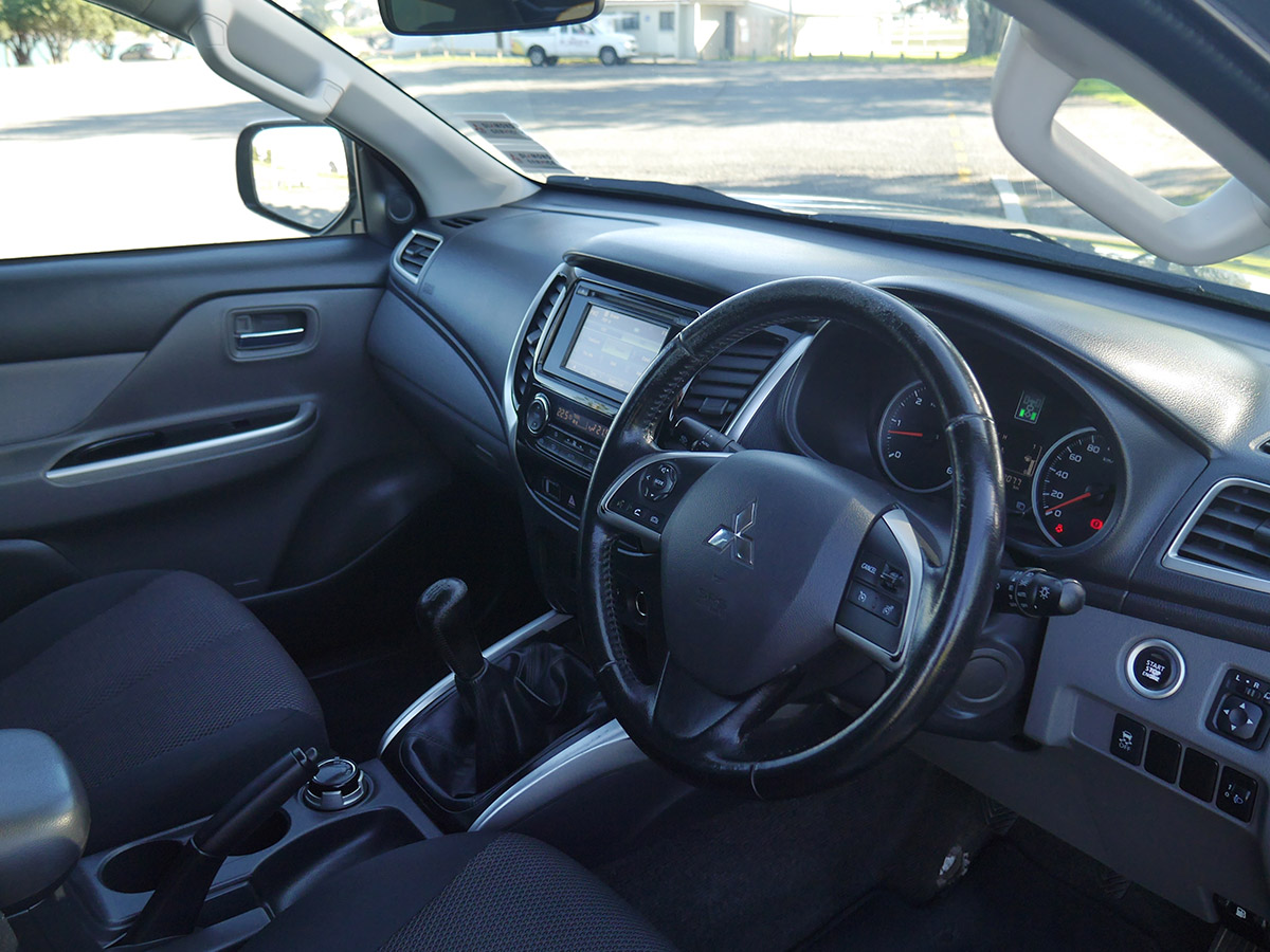 2015 Mitsubishi Triton GLS 2.4L Diesel 4WD 6 Speed Manual