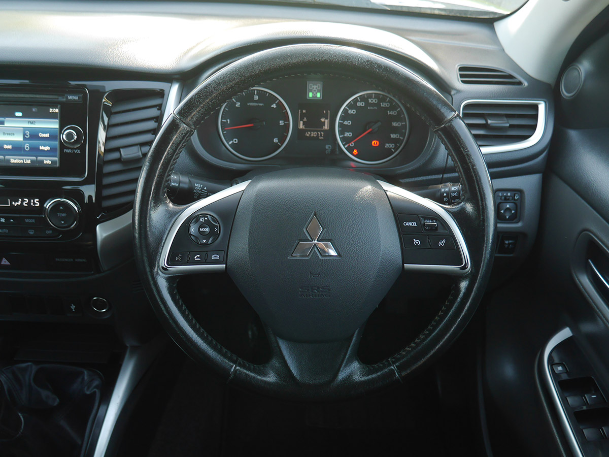 2015 Mitsubishi Triton GLS 2.4L Diesel 4WD 6 Speed Manual