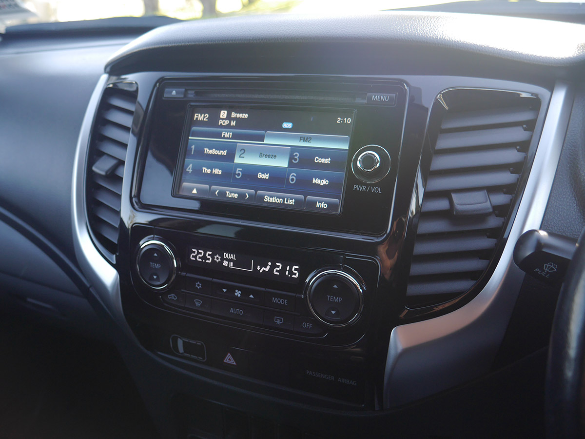 2015 Mitsubishi Triton GLS 2.4L Diesel 4WD 6 Speed Manual