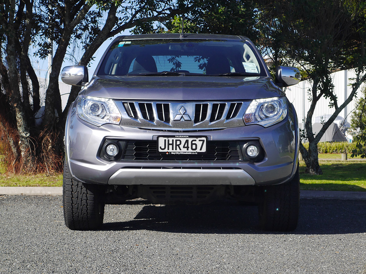 2015 Mitsubishi Triton GLS 2.4L Diesel 4WD 6 Speed Manual