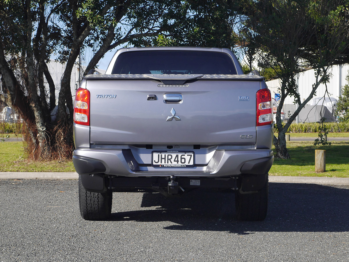 2015 Mitsubishi Triton GLS 2.4L Diesel 4WD 6 Speed Manual
