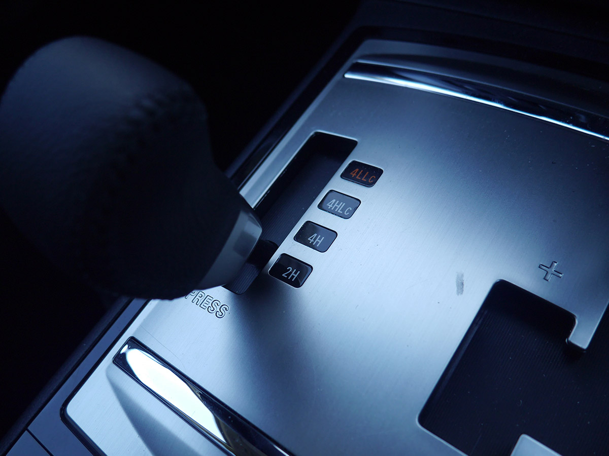 2020 Mitsubishi Pajero Exceed 7 Seater 3.2L Diesel 4WD Automatic