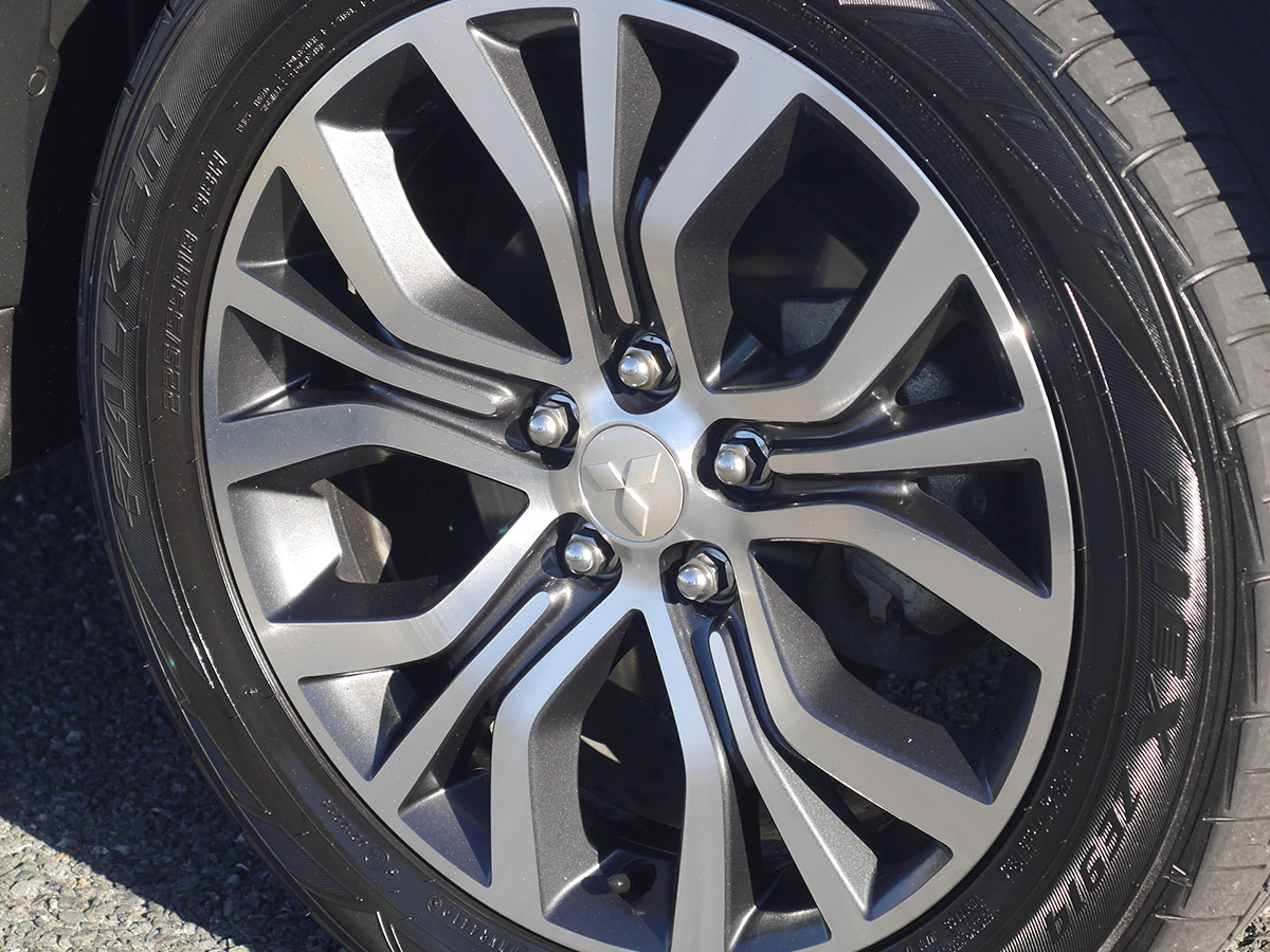 2017 Mitsubishi ASX XLS 2.3L Diesel 4WD 6-Speed Automatic