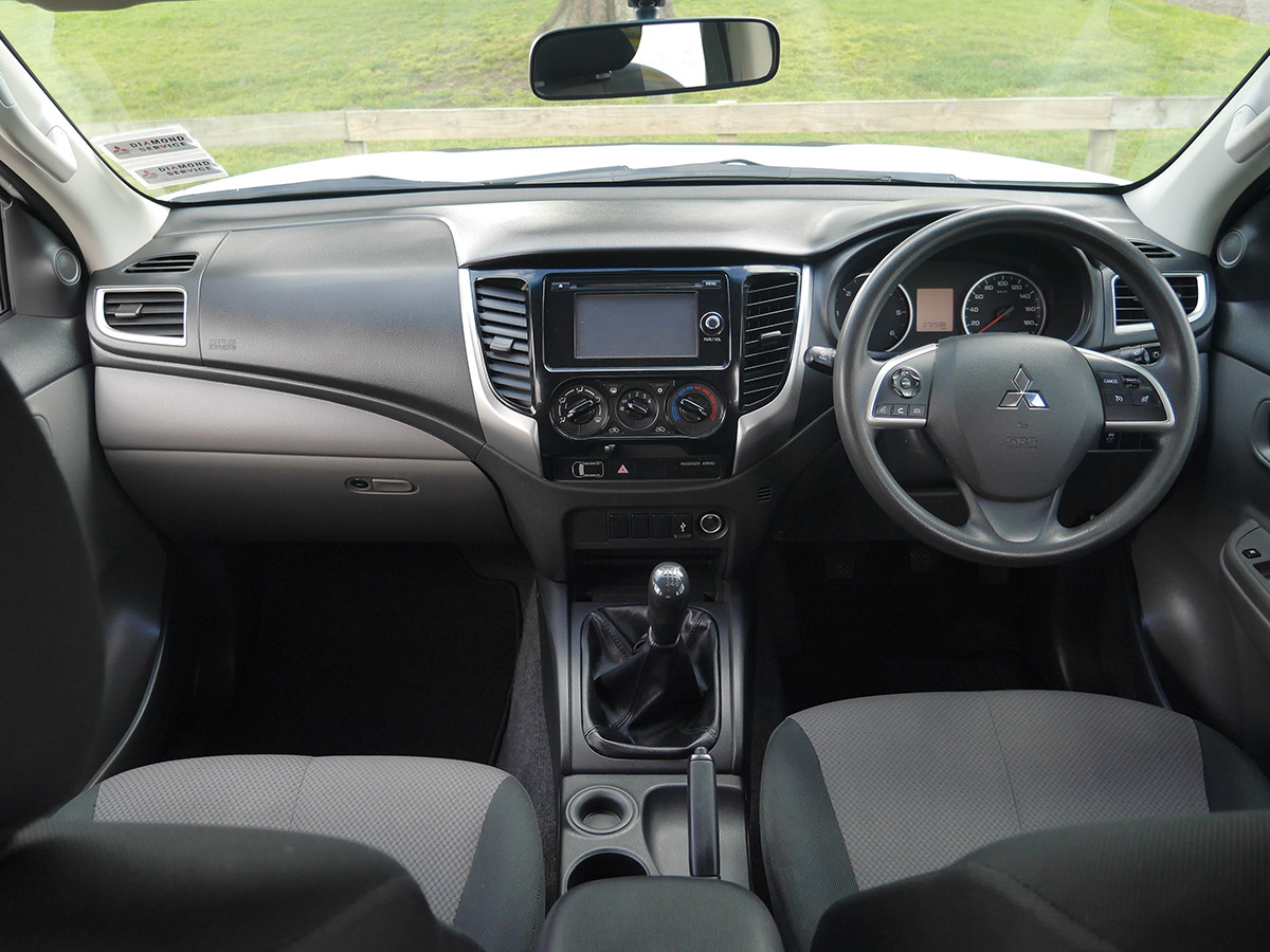 2017 Mitsubishi Triton GLXR 2.4L 2WD Diesel Turbo 6 Speed Manual