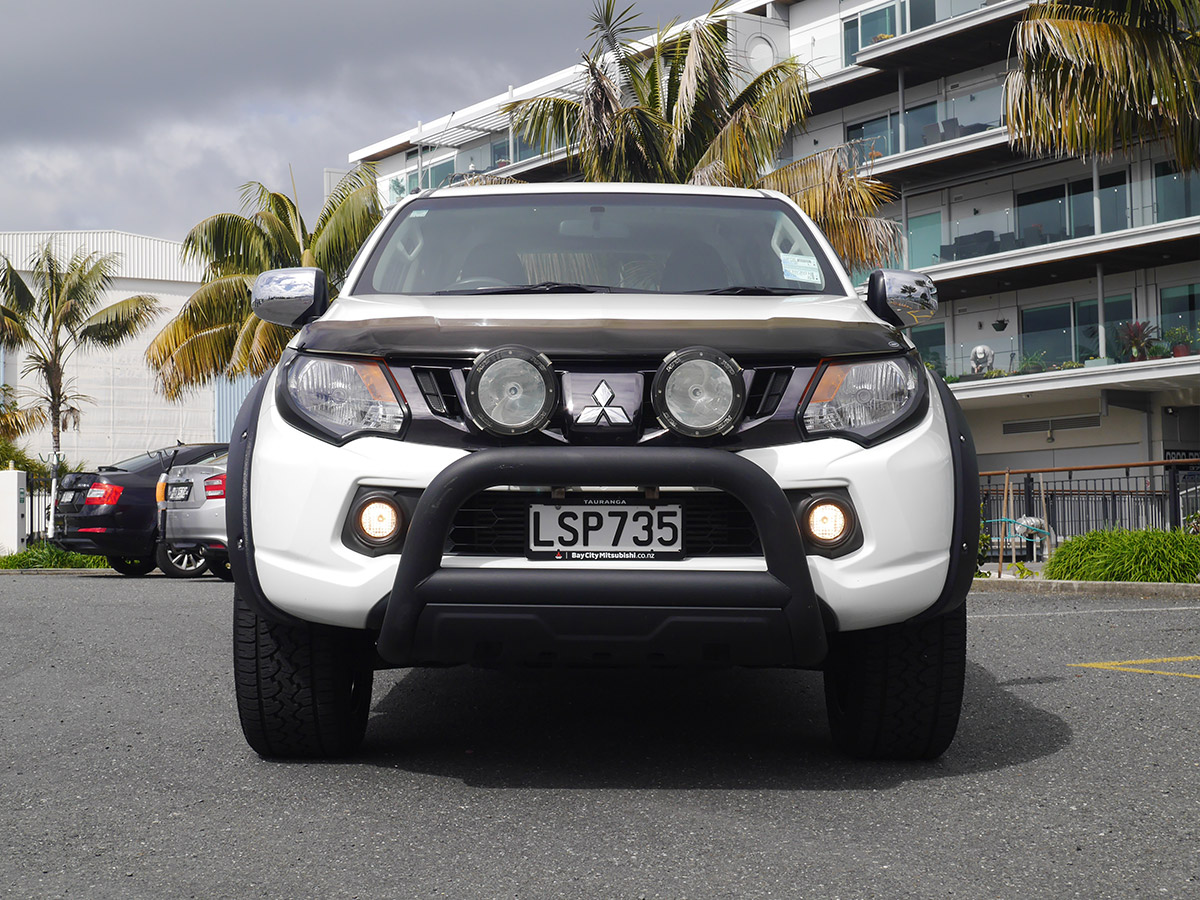 2017 Mitsubishi Triton GLXR 2.4L 2WD Diesel Turbo 6 Speed Manual