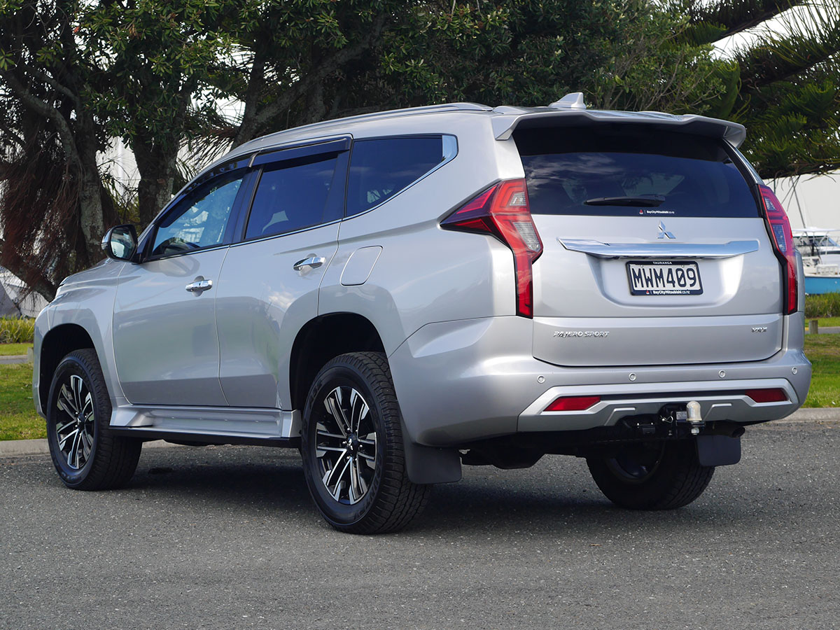 2020 Mitsubishi Pajero Sport VRX 2.4L Diesel 4WD 7 Seater 8 Speed Automatic