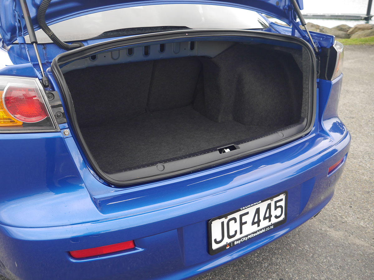 2015 Mitsubishi Lancer GSR 2.0L Petrol CVT Auto