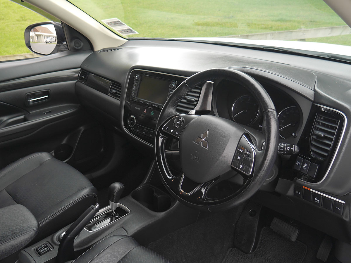 2016 Mitsubishi Outlander VRX 2.3L Diesel 4WD 6 Speed Auto