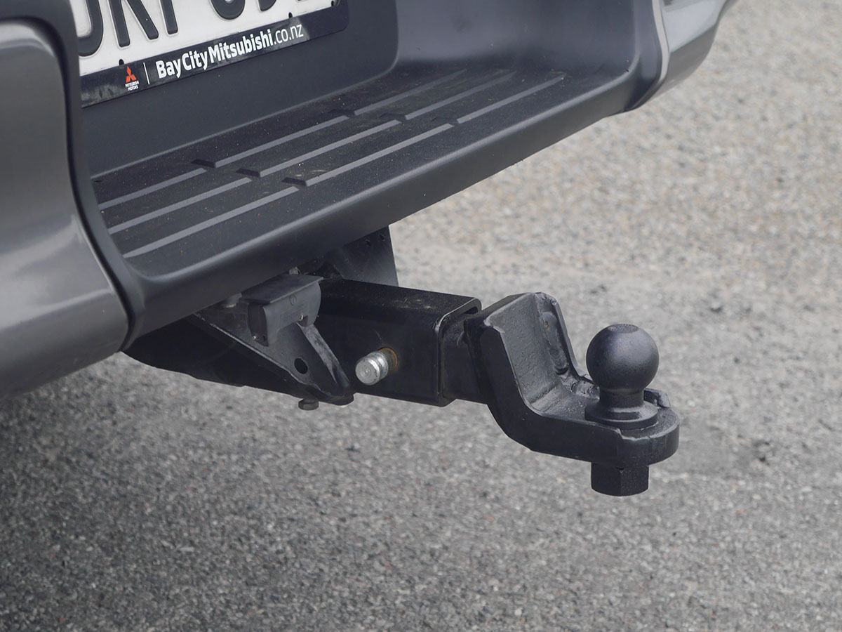 2016 Toyota Hilux SR 2.8L Diesel Turbo 6 Speed Auto