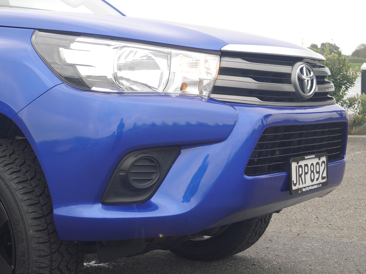 2016 Toyota Hilux SR 2.8L Diesel Turbo 6 Speed Auto