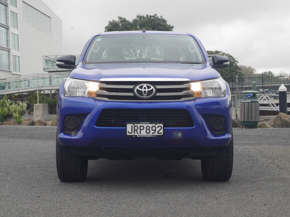 2016 Toyota Hilux SR 2.8L Diesel Turbo 6 Speed Auto