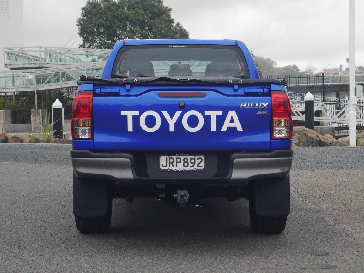 2016 Toyota Hilux SR 2.8L Diesel Turbo 6 Speed Auto