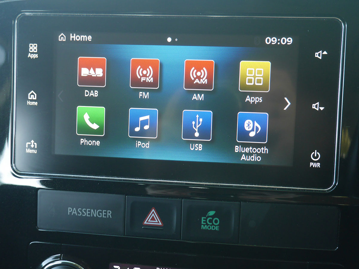 2017 Mitsubishi Outlander LS 2.0L Petrol Auto 7 Seater LS 2.0L Petrol Auto 7 Seater