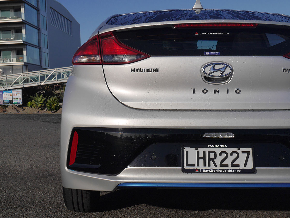 2018 Hyundai IONIQ Hybrid 1.6L Petrol Hybrid 1.6L Petrol